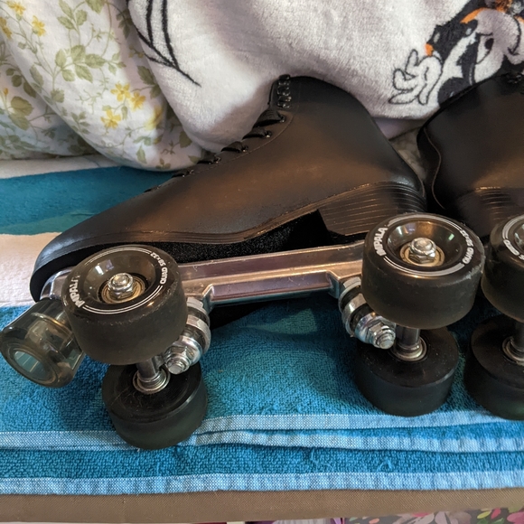 SOLD - Picture 4 of 12